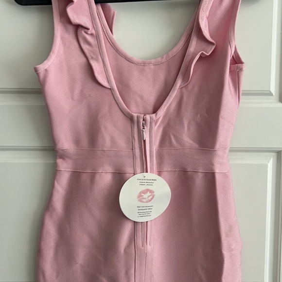 Miss Circle Bandage Dress - Picture 3 of 5